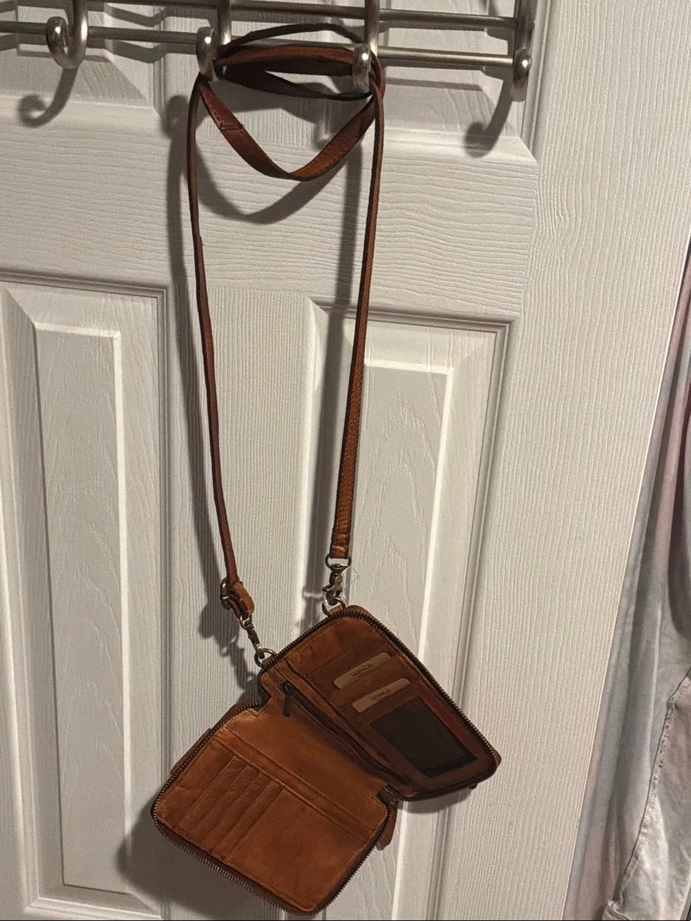 Leather Crossbody Wallet Bag in Brown